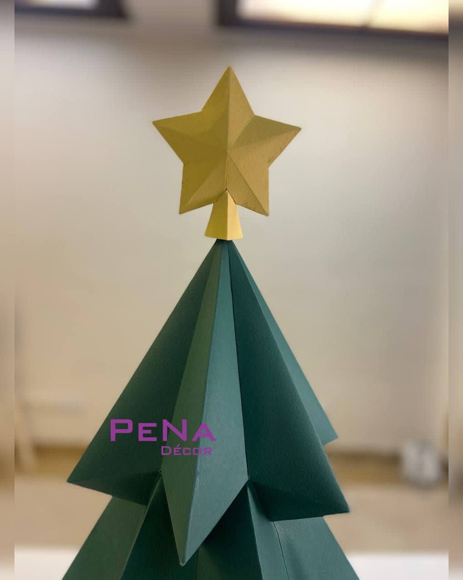 مجسمه دکوراتیو درخت کریسمس