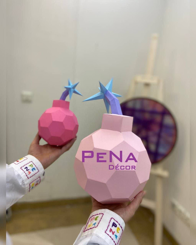 مجسمه دکوراتیو بمب جرقهای