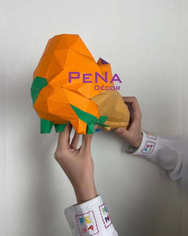 مجسمه دکوراتیو کتونی ورزشی