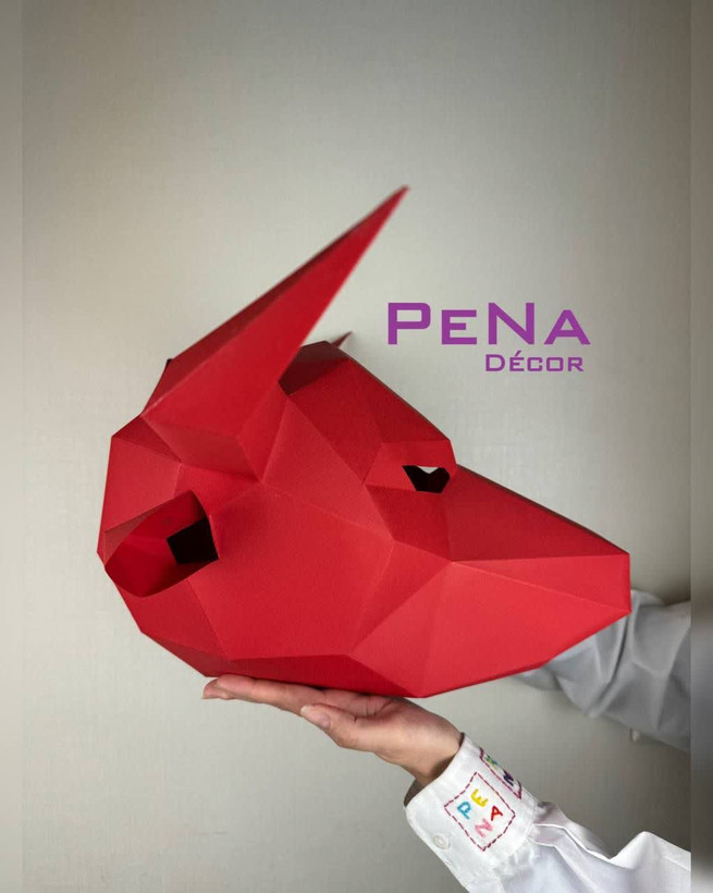 دکور سر مانکن گاو شاخ دار