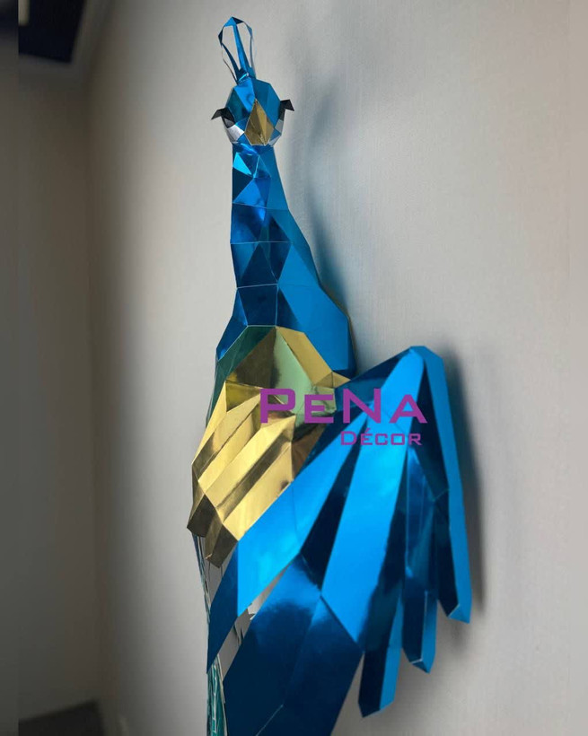 مجسمه دکوراتیو طاووس دیواری