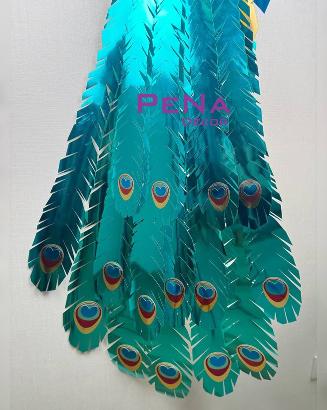 مجسمه دکوراتیو طاووس دیواری