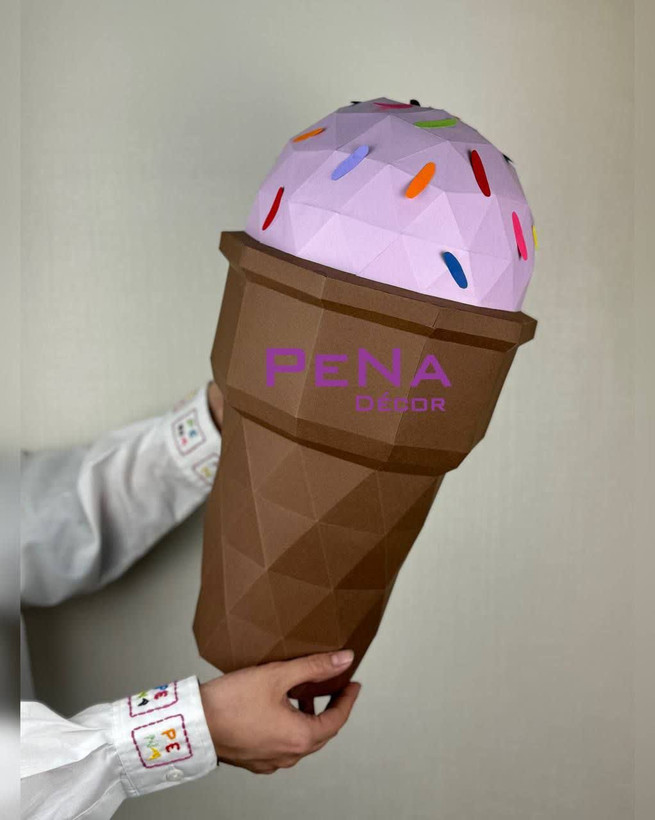 مجسمه دکوراتیو بستنی قیفی