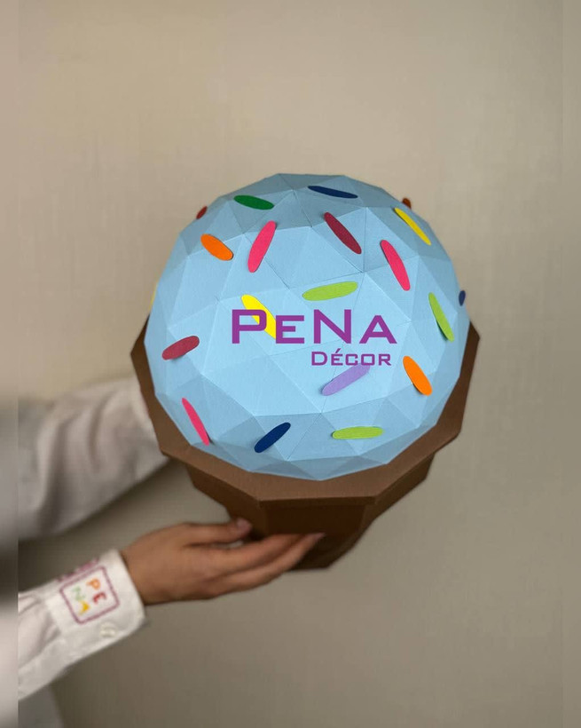 مجسمه دکوراتیو بستنی قیفی