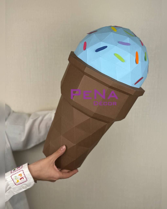 مجسمه دکوراتیو بستنی قیفی