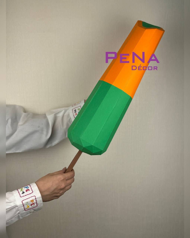 مجسمه دکوراتیو بستنی یخی دو رنگ