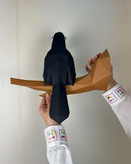 مجسمه دکوراتیو توکان روی شاخه