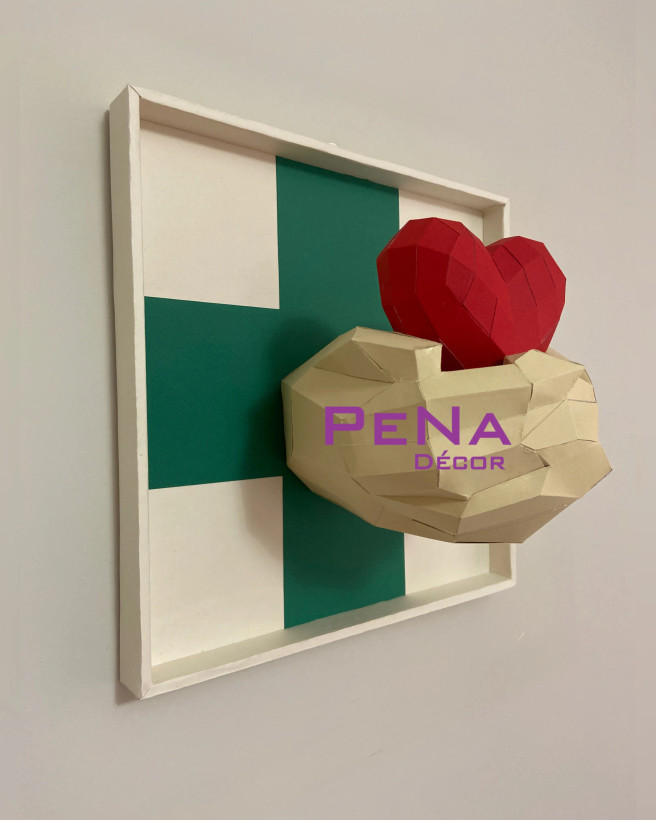 تابلو دستان زندگی بخش