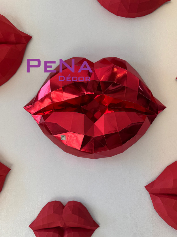 مجسمه دکوراتیو لب غنچه مقوایی