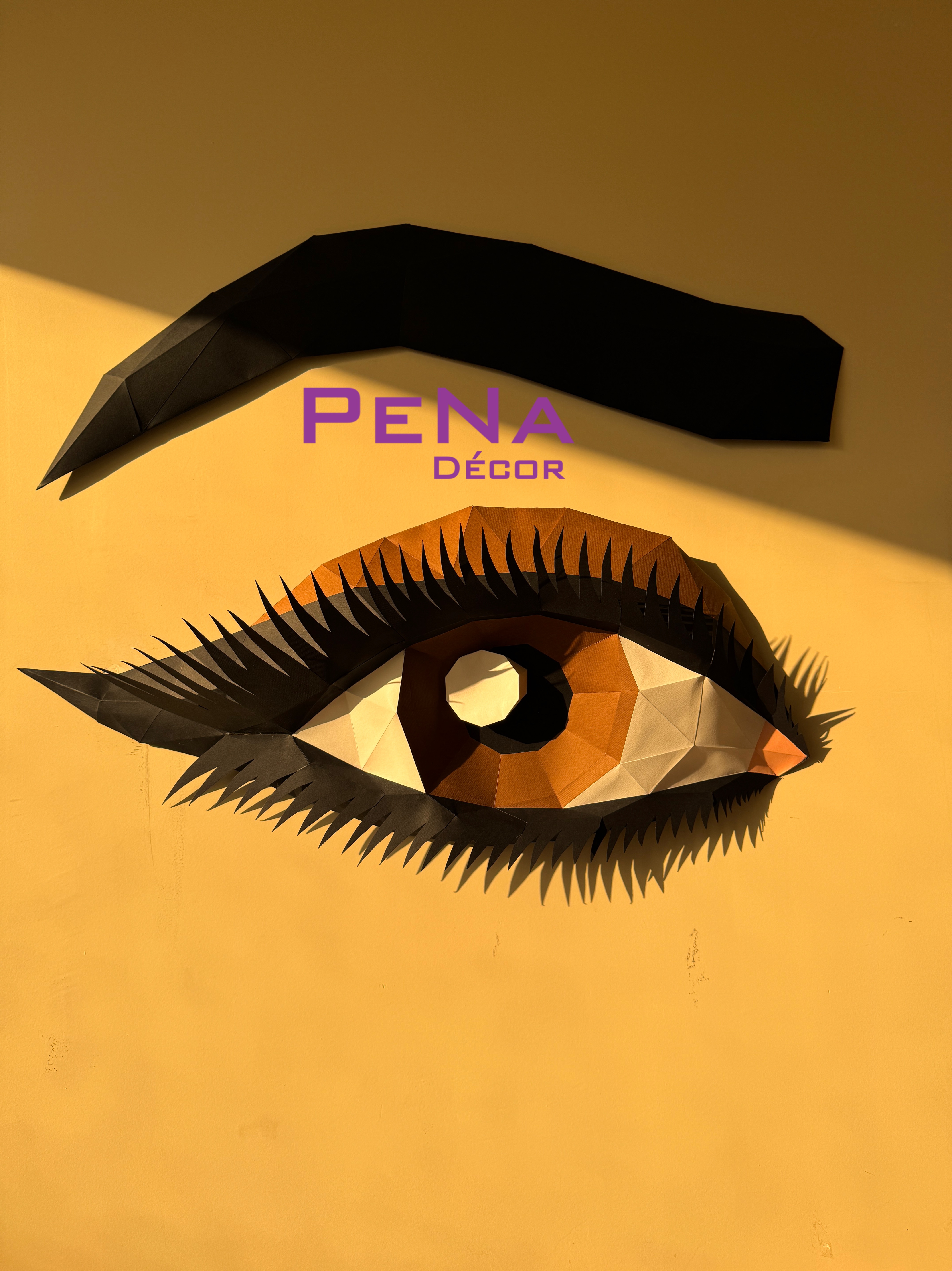 مجسمه دکوراتیو چشم و ابرو